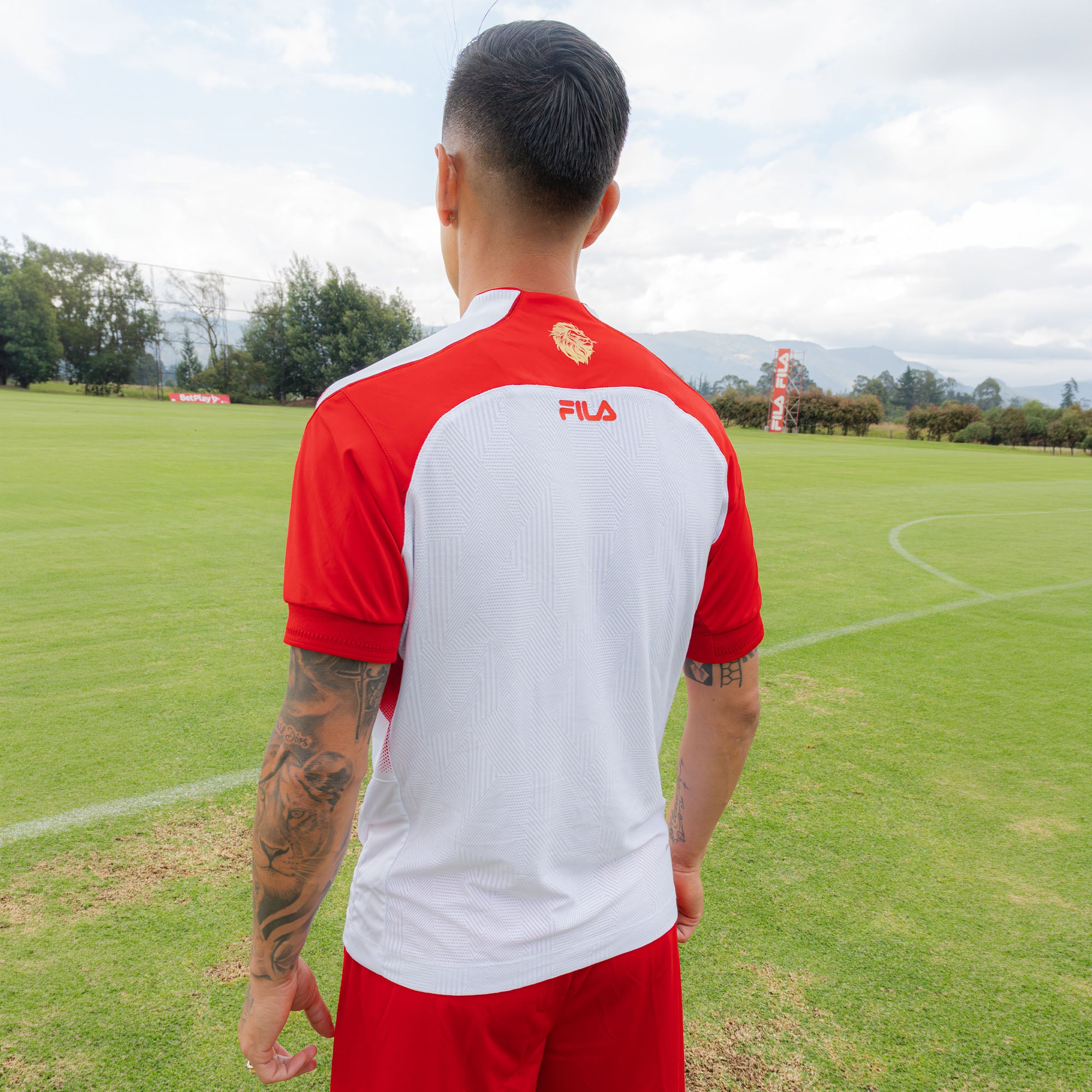 CAMISETA MASCULINA FILA INDEPENDIENTE SANTA FE AWAY 2026
